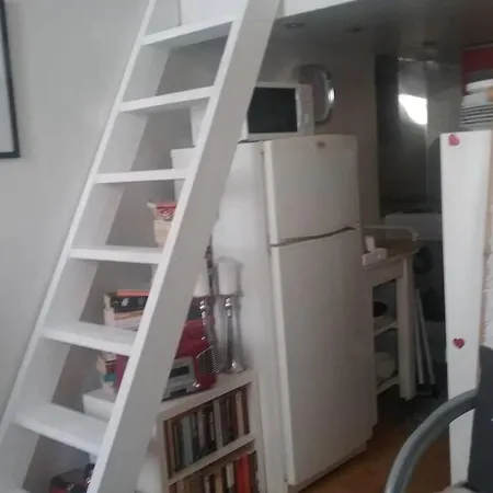 Central&cozy&bikes&wifi Apartment